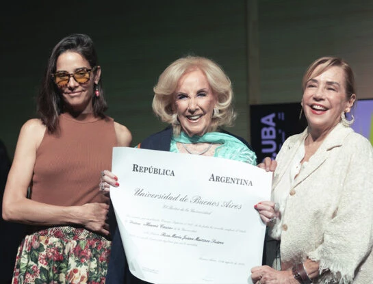 Vidriera: de Juana Viale a Marcela Tinayre, los famosos en el homenaje a Mirtha Legrand, que recibió el Doctorado Honoris Causa