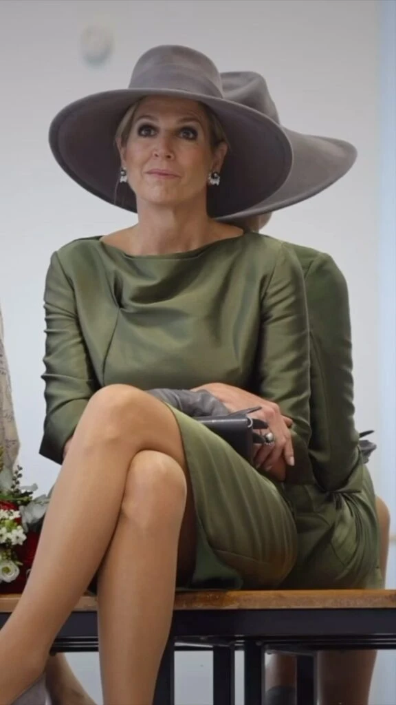 Máxima dio cátedra de cómo potenciar un look con accesorios
