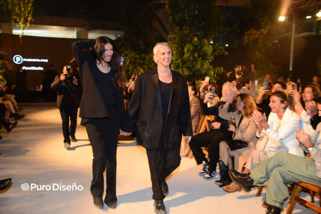 La dupla Pucheta Paz recibn el aplauso de PopUp Puro Diseño 2024.