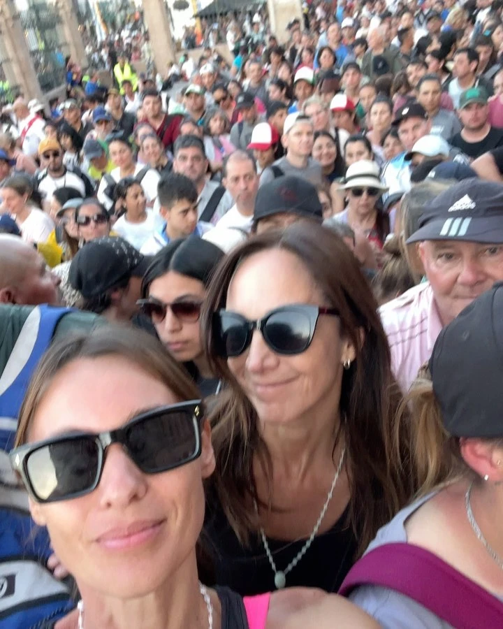 Las fotos de Pampita en un "recap" de su peregrinación a Luján