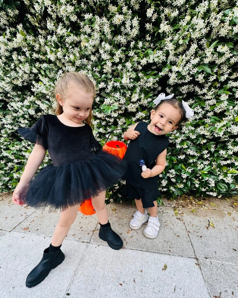 Ana Garcia Moritán y Sarah Burlando celebrando Halloween