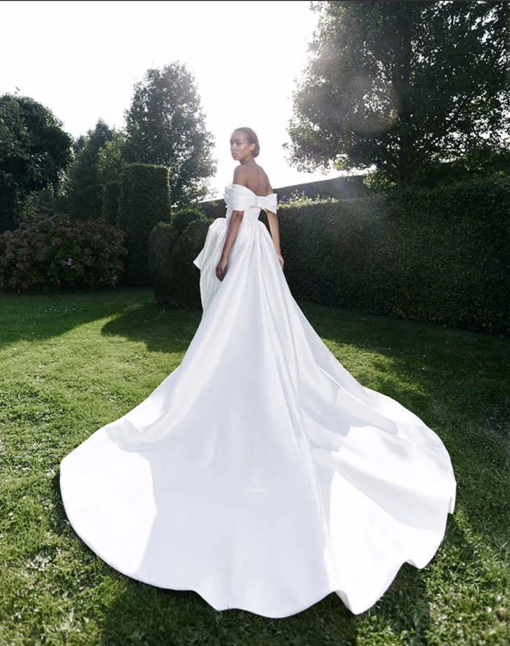 Colección bridal de Viktor & Rolf 2024