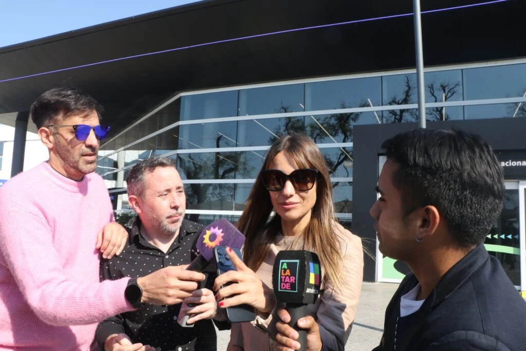 Pampita habló al llegar a nuestro país. Foto RS Fotos