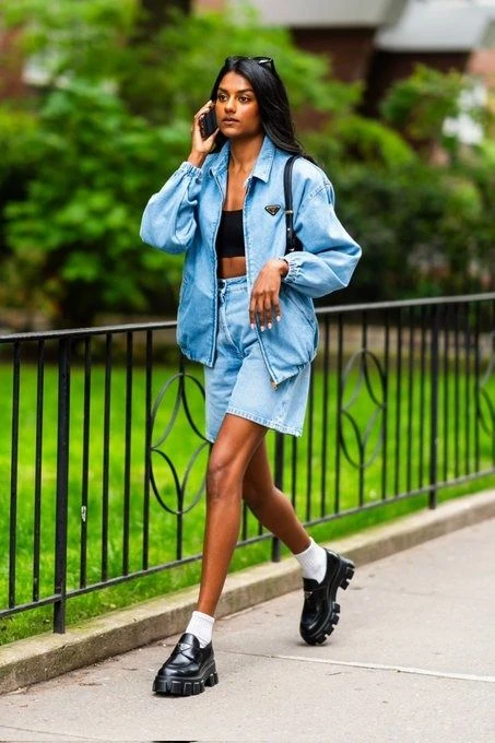 5 looks con jean que protagonizan la primavera 2024