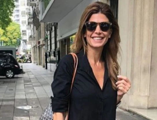 "Work at home": Juliana Awada revela su elegante rincón de trabajo en su departamento estilo francés