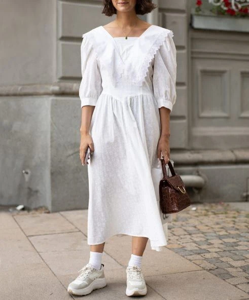 looks con el accesorio más inesperado de la primavera