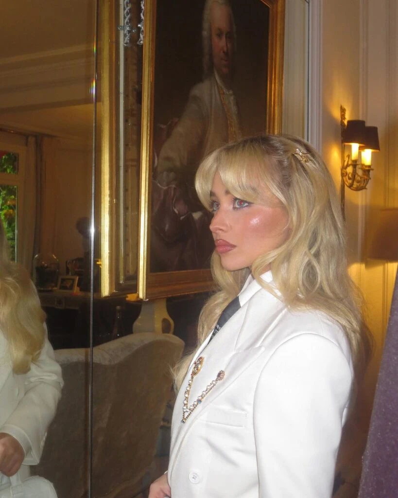 maquillaje party girl sabrina carpente