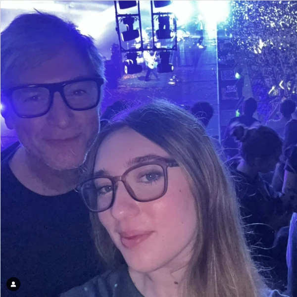 Horacio Cabak con su hija Chloé.