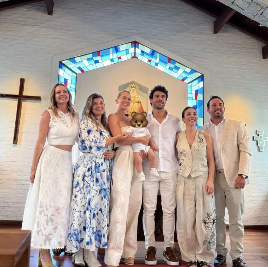 Las fotos del bautismo de Cruz