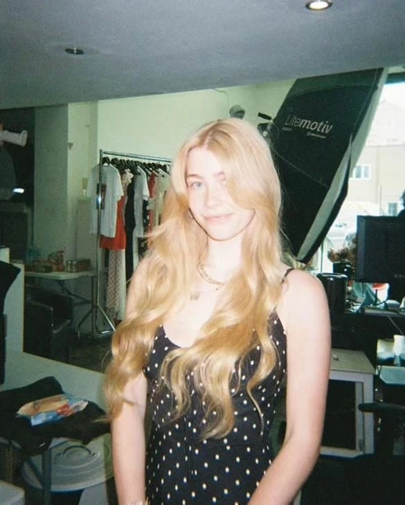 Así está actualmente la hija de Claudia Schiffer, Clementine Vaughn, que acaba de cumplir 20 años