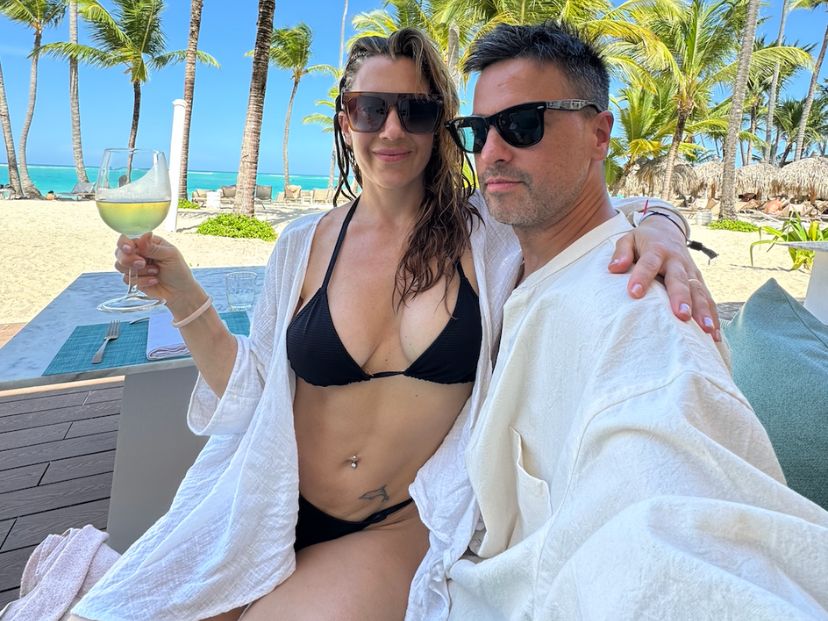 Las fotos de las vacaciones del Chino Leunis y su pareja, Maca Martínez Picabea, en Punta Cana
