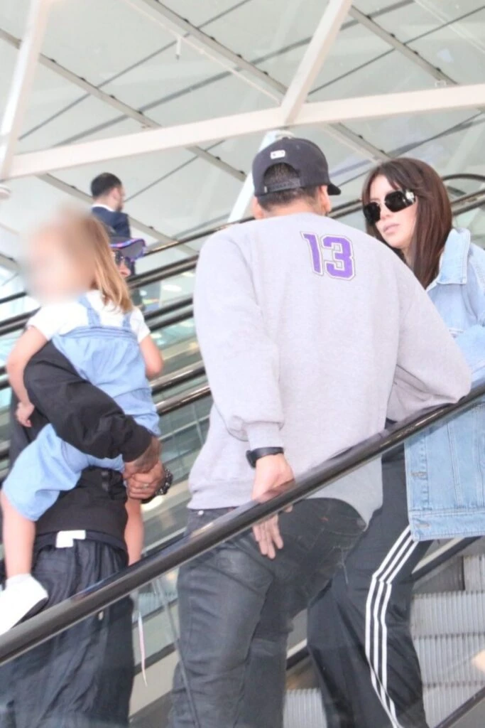 Las fotos de Wanda Nara y L-Gante rumbo a su primer viaje romántico