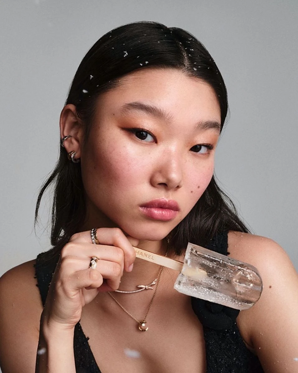 Campaña Chanel con joyas para las fiestas.