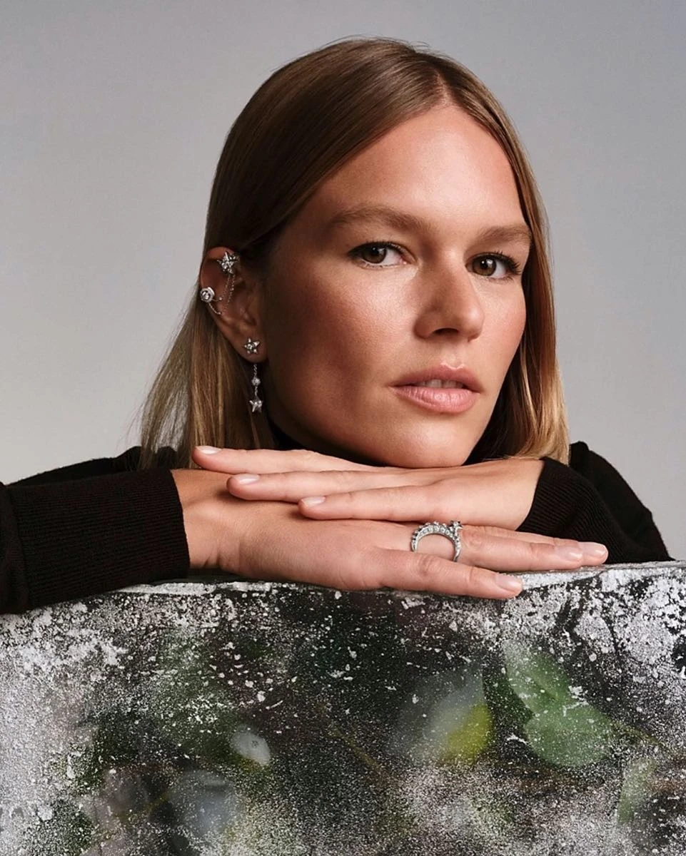 Campaña Chanel con joyas para las fiestas.