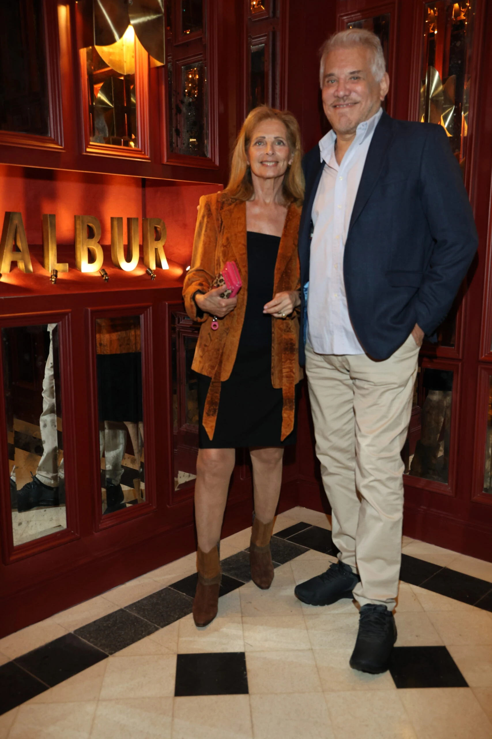 Cristina Albero y Arnaldo André en la apertura de Albur Restaurant Concert