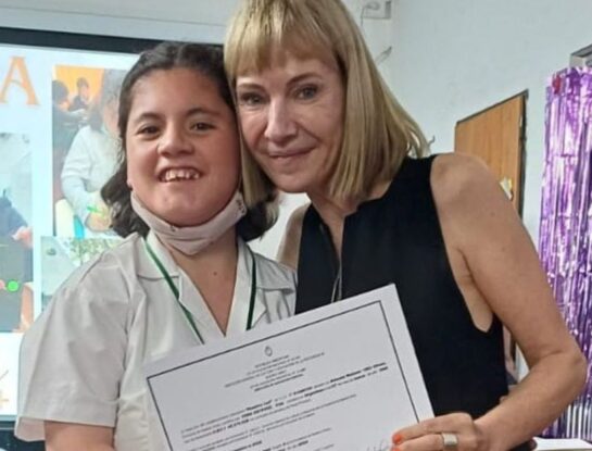 La emoción de Inés Estévez por el logro de su hija Vida: “Fuerza imparable”
