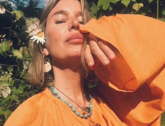 El look hippie chic de Dolores Barreiro que podés llevar en estas fiestas