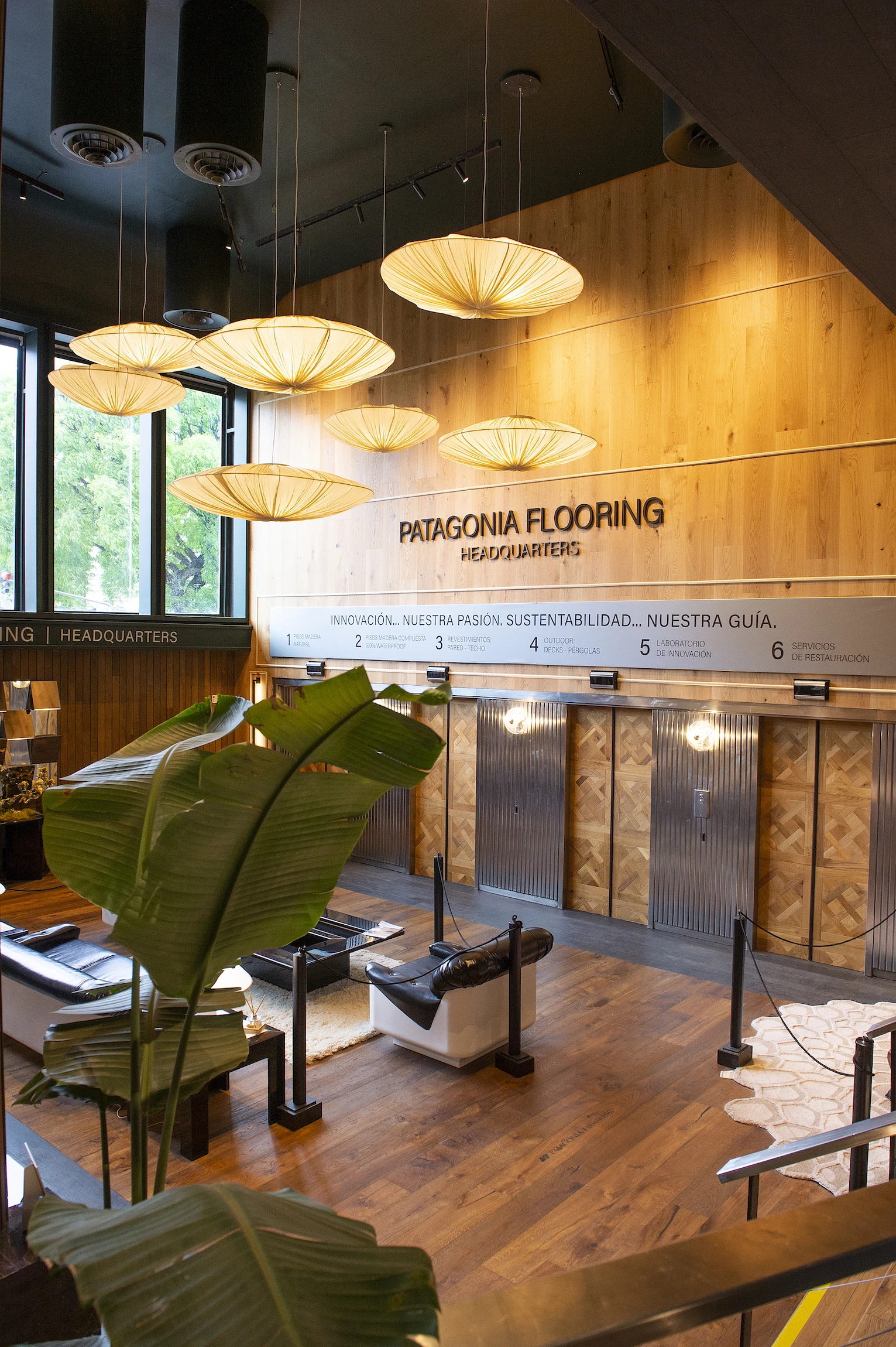 Los pisos de madera de alta gama marcan tendencia con opciones a prueba de agua en Casa FOA 2024