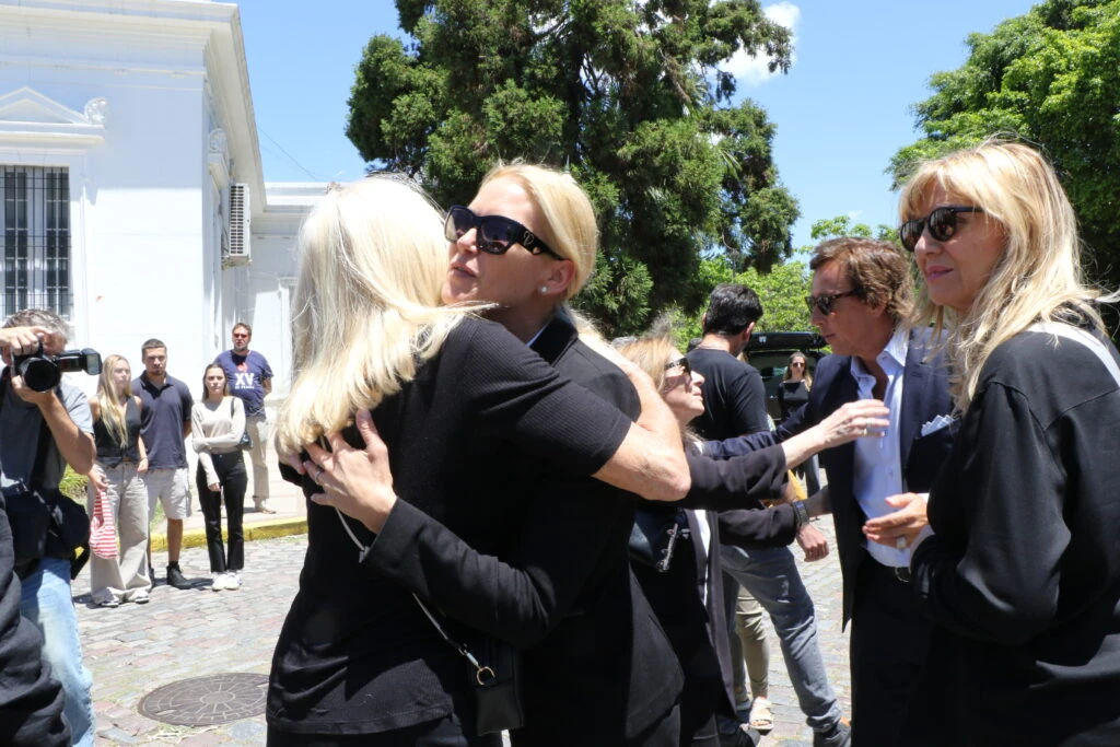 Las fotos del últmo adiós de Roberto Giordano