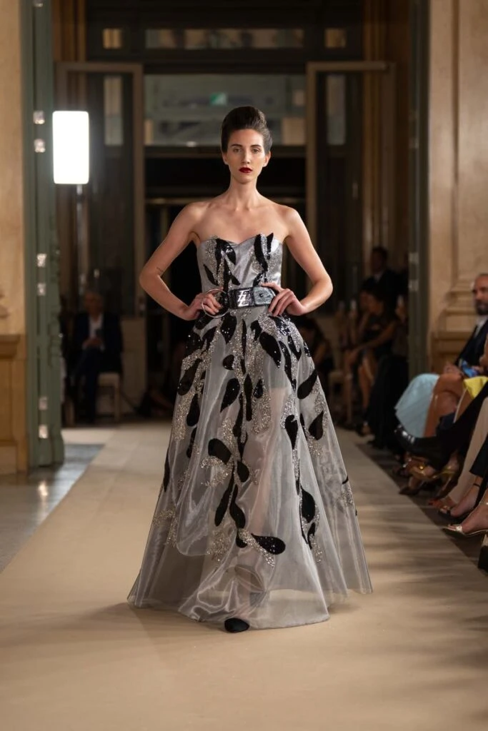 Desfile de Fabian Zitta