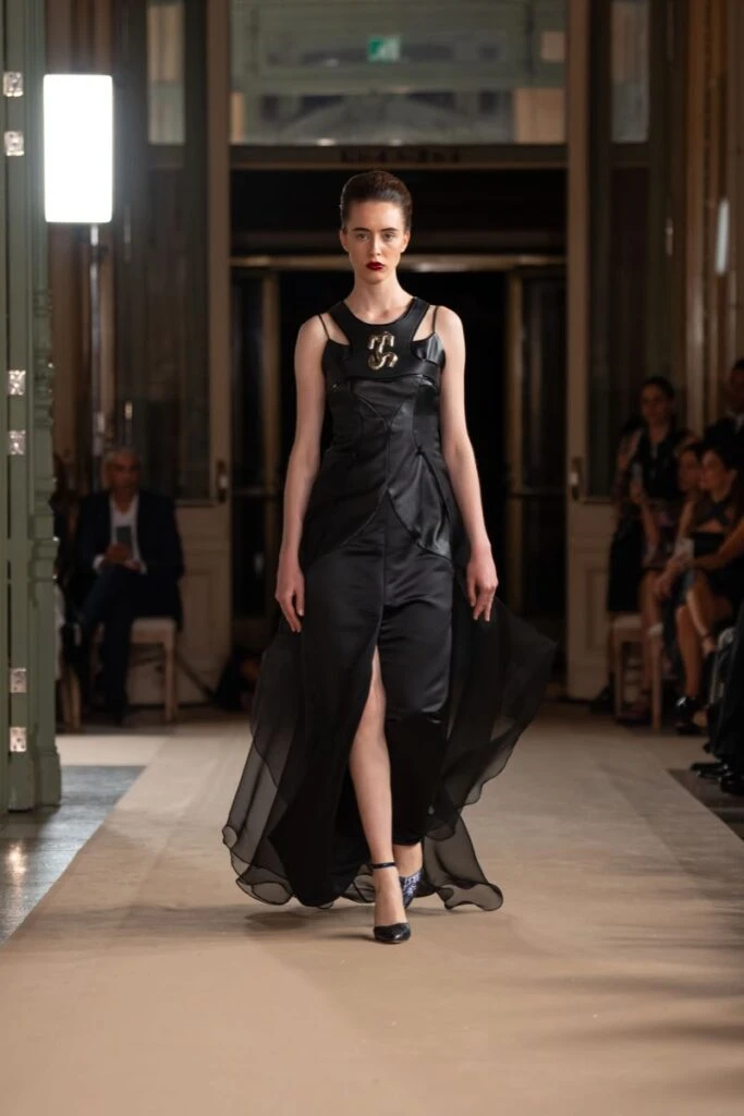 Desfile de Fabian Zitta