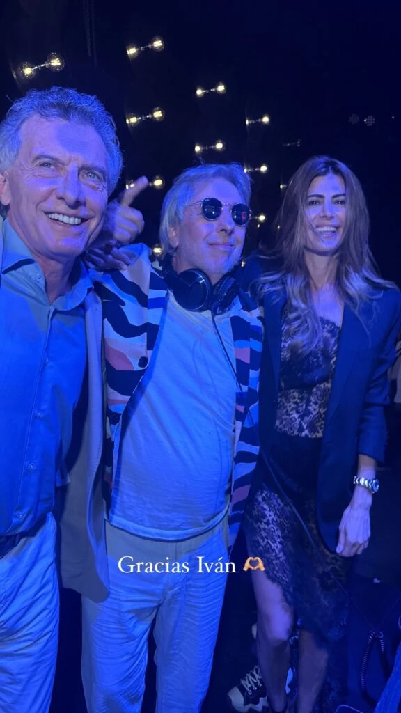 Juliana Awada con Mauricio Macri en una fiesta