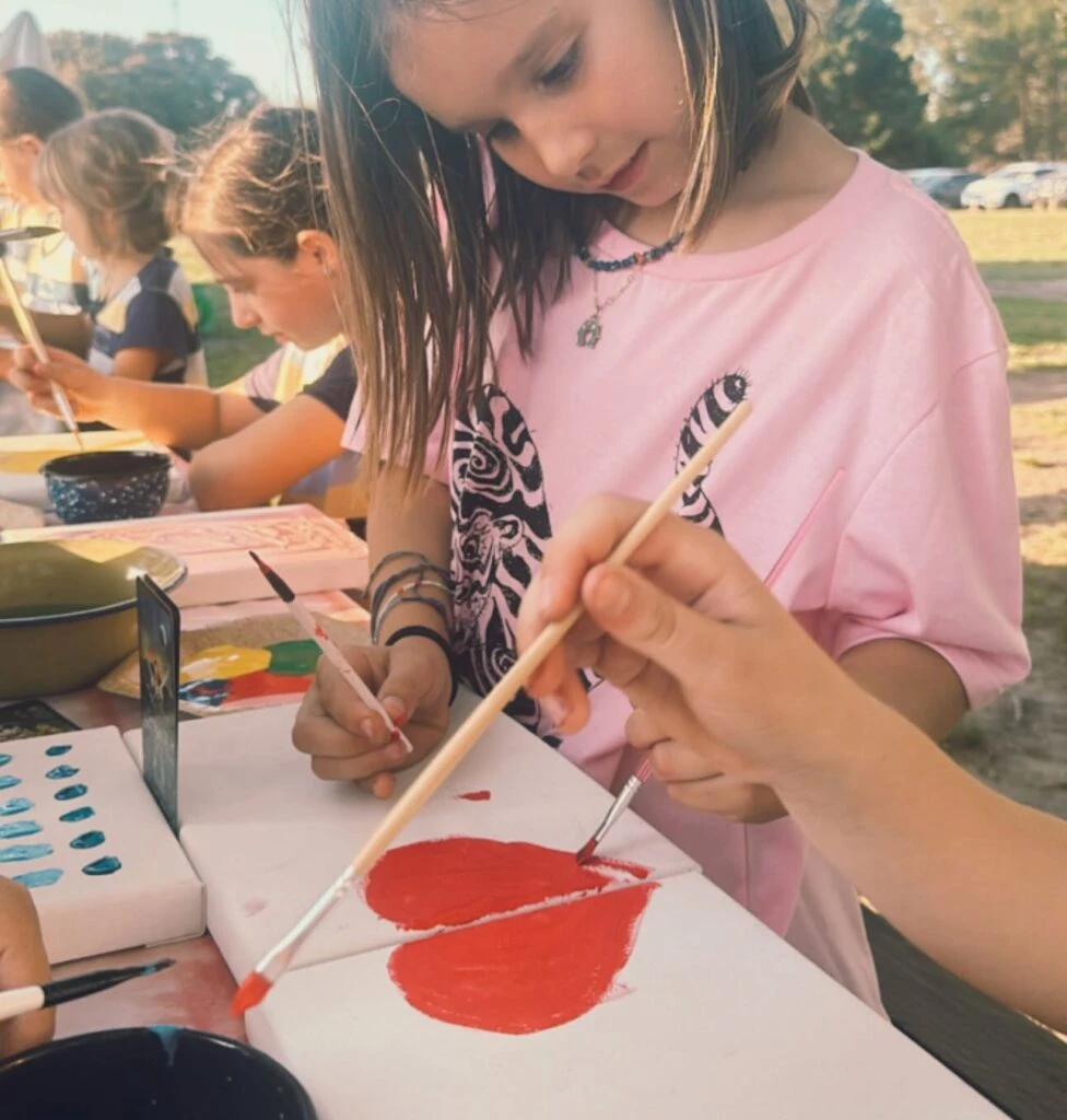 Las fotos del cumpleaños de Indra, la hija de Dolores Barreiro