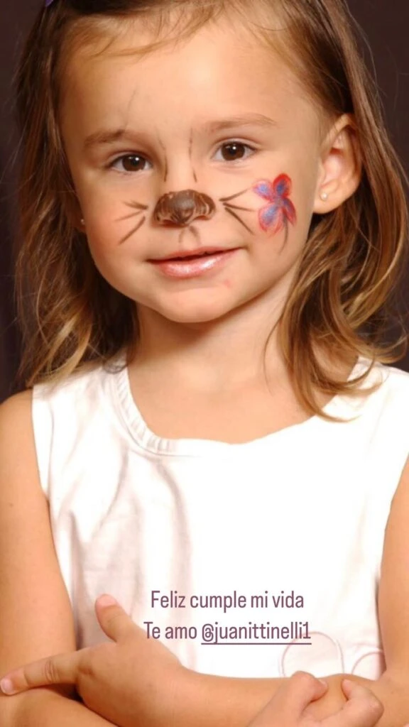 Así saludó Paula Robles a su hija Juanita Tinelli por su cumpleaños. Foto: IG.