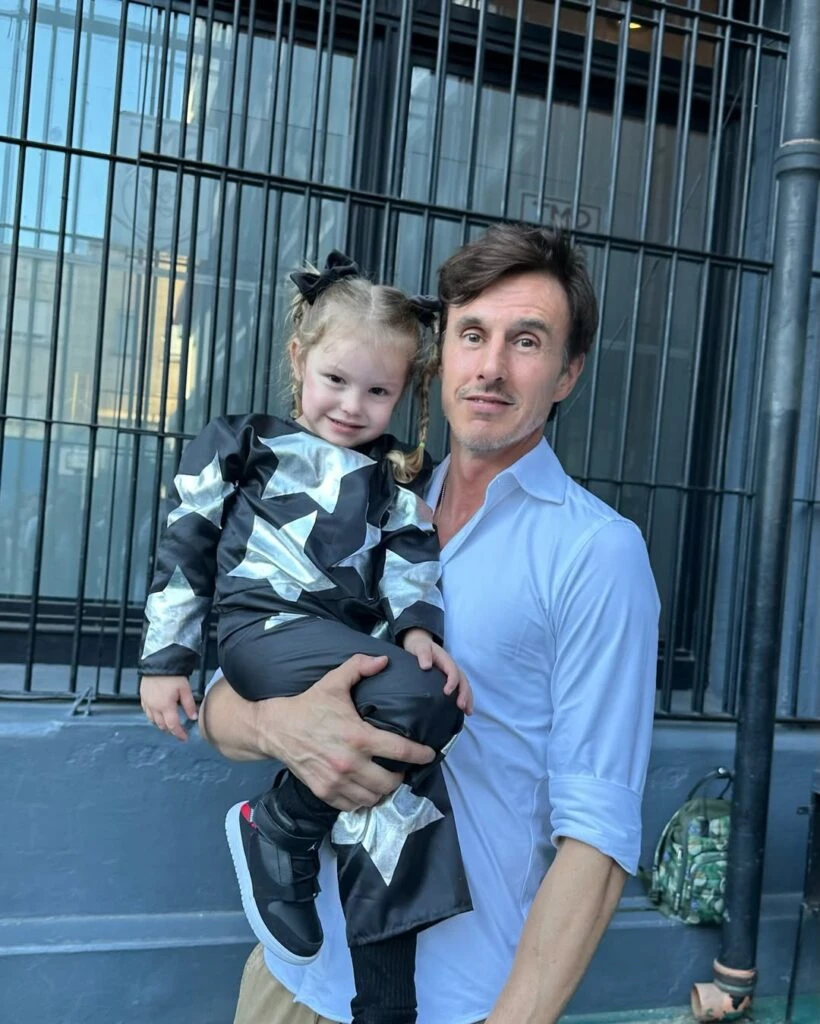 Roberto García Moritán con Ana: la llevó al concert del jardín donde se encontró con Pampita