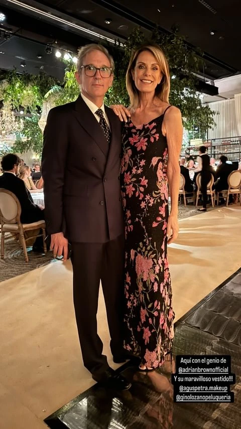 El look floral de Nequi Galotti