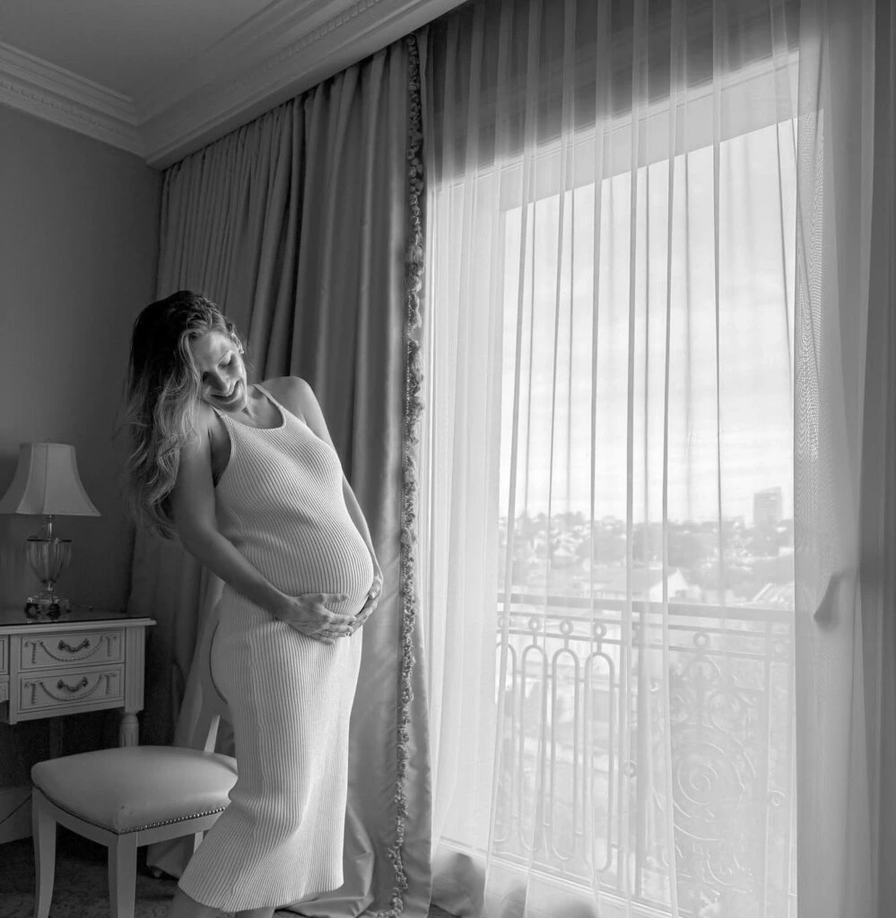 Las fotos de Macarena Rinaldi en Mar del Plata a días de ser mamá