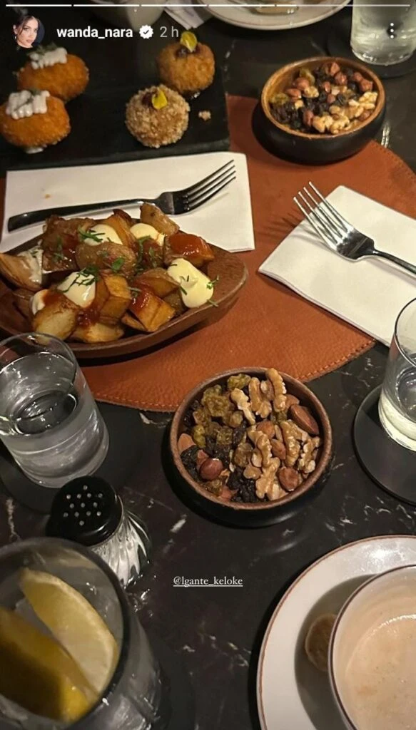 La conductora y el músico compartieron una cena romántica