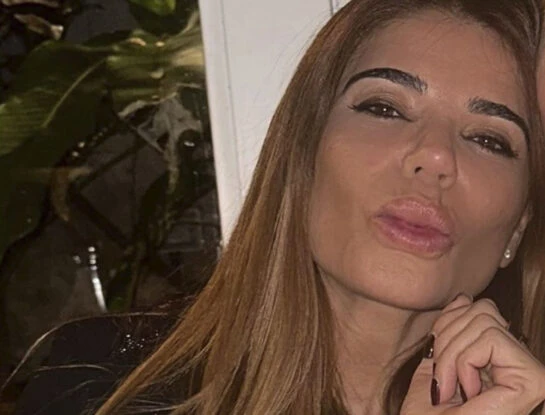 El look fashionista de Zulemita Menem en una fiesta: llevó un vestido de crochet y flecos