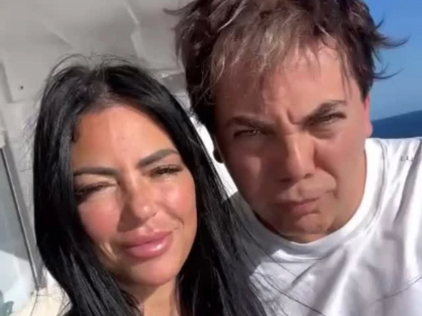 cristian castro y su novia valeria sanchez en el caribe