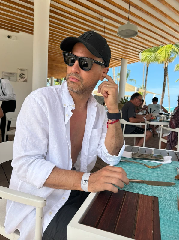 Las fotos de las vacaciones del Chino Leunis y su pareja, Maca Martínez Picabea, en Punta Cana