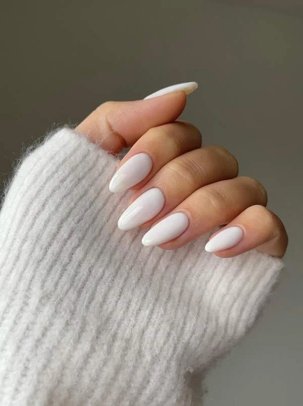 Qué color llevar en tus uñas para Año Nuevo en consecuencia de lo que quieras manifestar: salud, dinero y amor