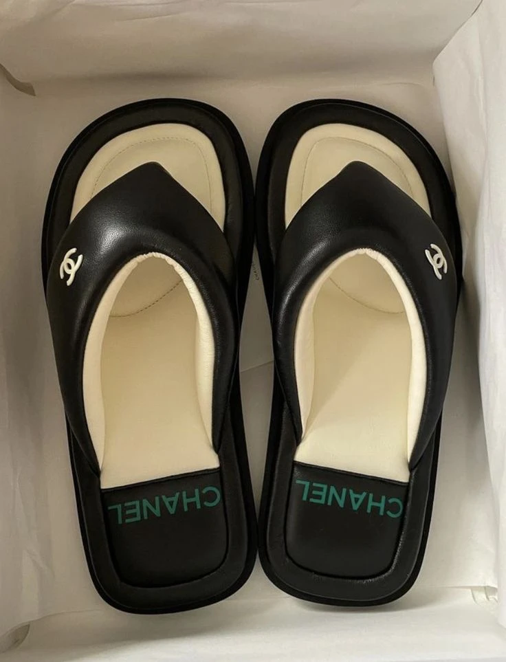 Las flips flops de Chanel