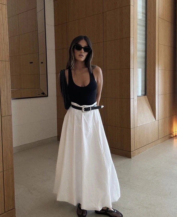 5 looks para Navidad a partir de los básicos del placard