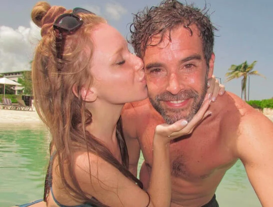 La historia de amor de Nico Cabré y Rocío Pardo, que están de vacaciones con Rufina, la hija del actor