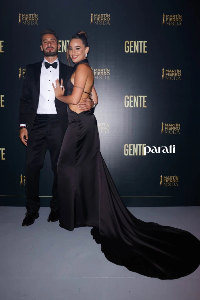 Nico Ochiatto y Flor Jazmín Peña