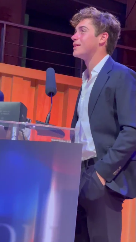 Franco Colapinto recibió el Olimpia de Plata