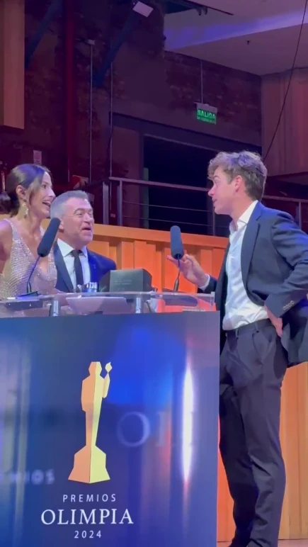 Franco Colapinto recibió el Olimpia de Plata