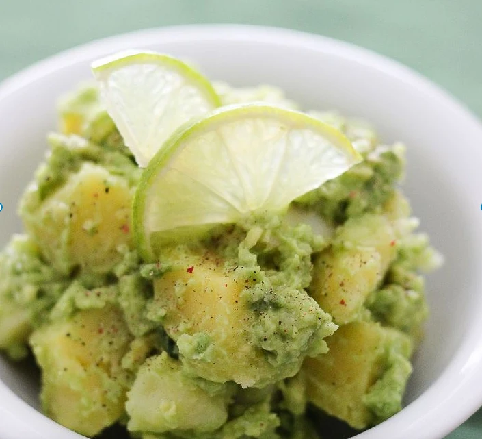 Ensalada de papas y palta