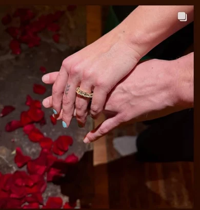 Tallulah compartió la foto del anillo de compromiso