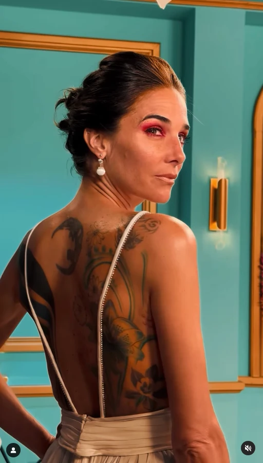 El look de Juana Viale en el último programa del año