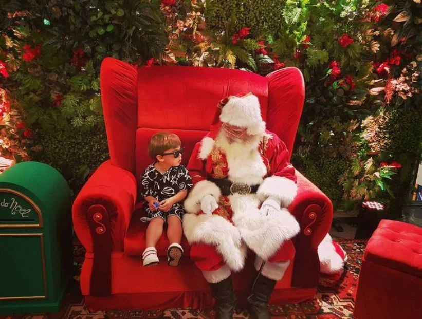 Los icónicos lugares donde empezó la tradición de la foto con Papá Noel en Buenos Aires