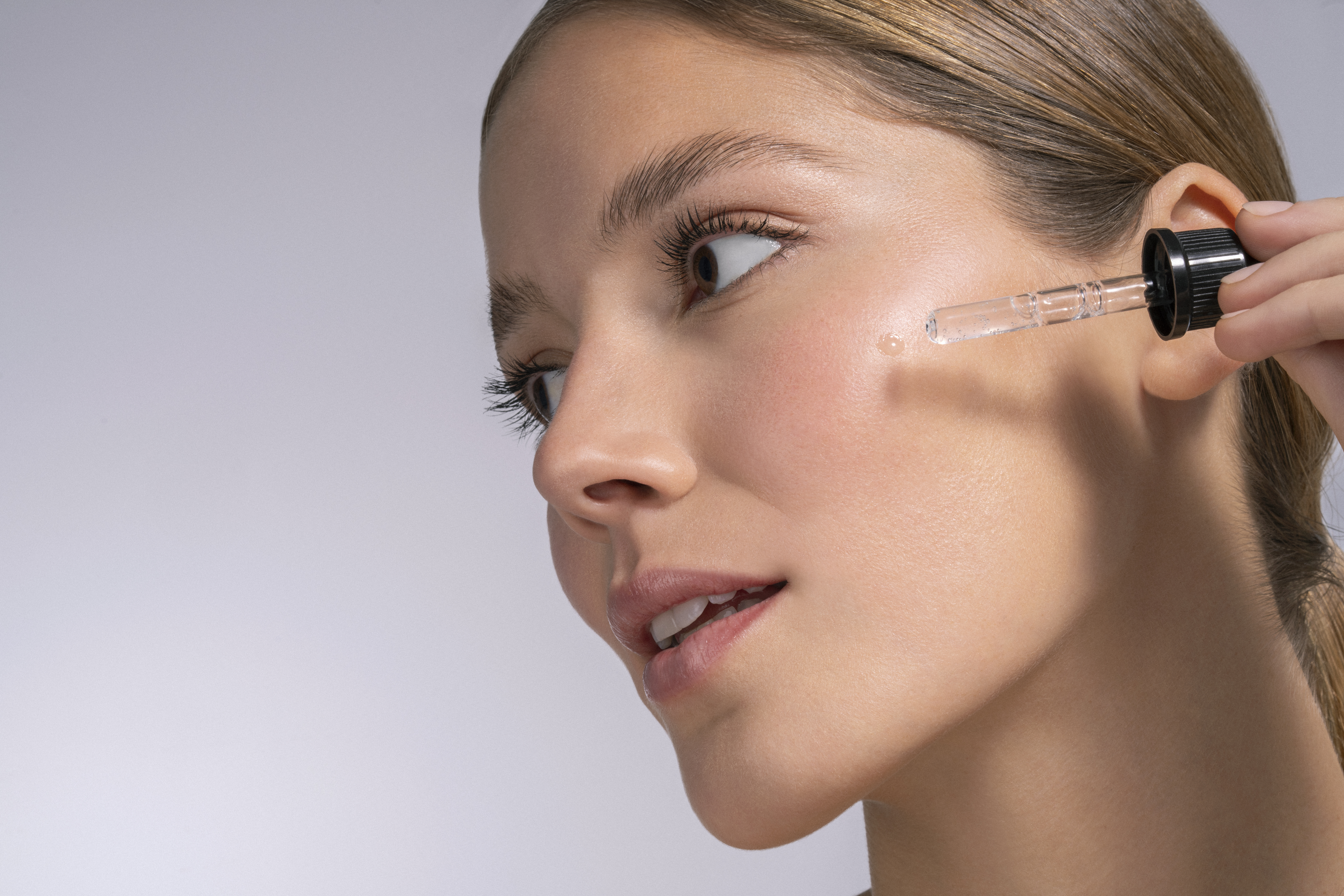 Serums concentrados & protector solar: los aliados de la rutina de Skincare verano