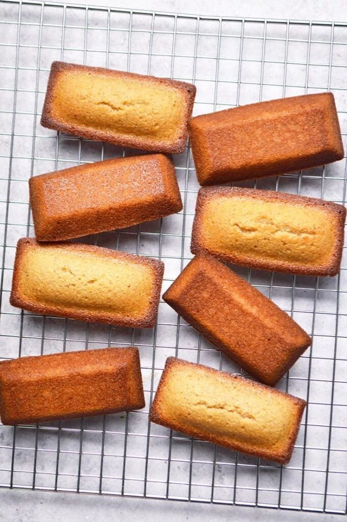 Financier: la receta de Pierre Hermé del pastel francés hecho con almendras molidas