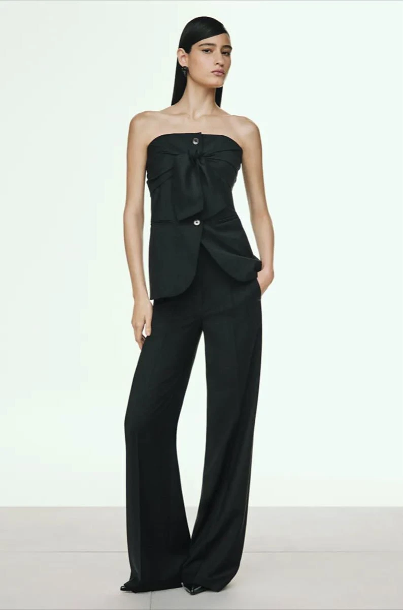 Max Mara 2025 Pre Fall