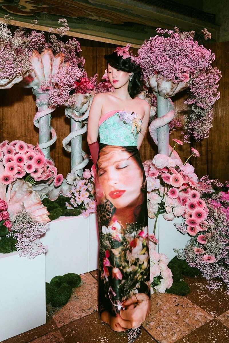 Romance Wes Born primavera 2025